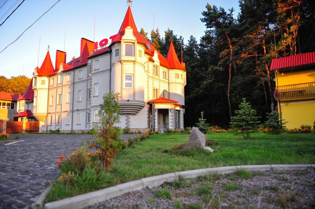 Hotel Oazis-M Babin Exteriér fotografie