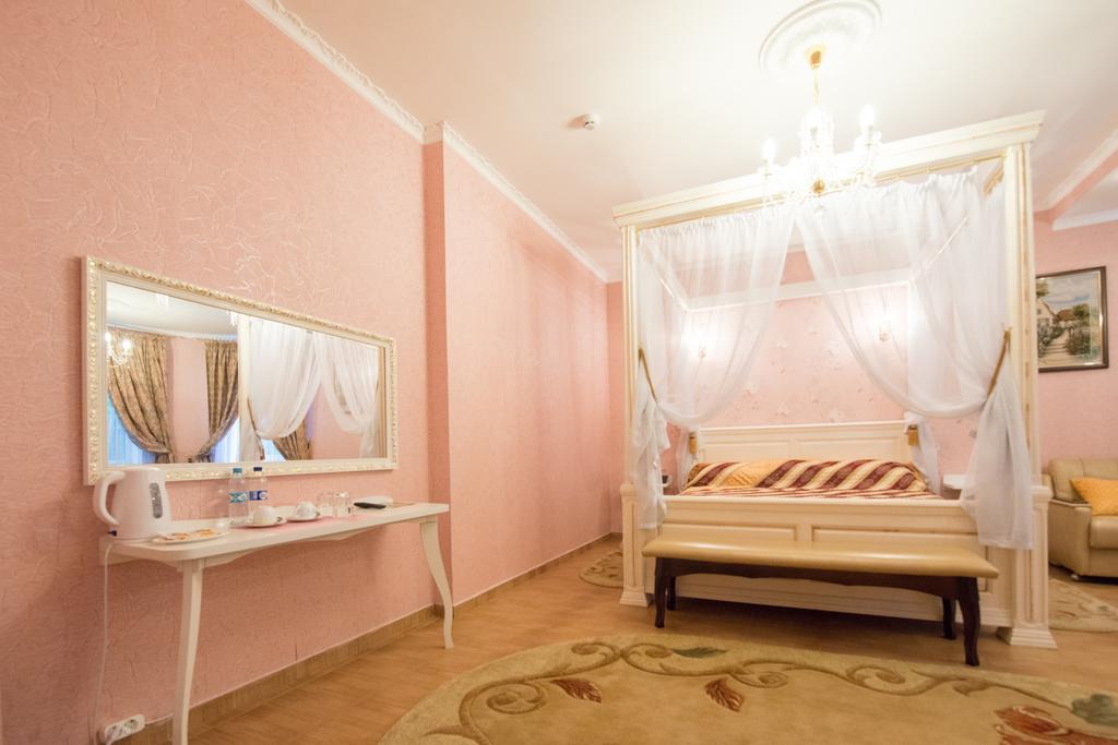 Hotel Oazis-M Babin Exteriér fotografie
