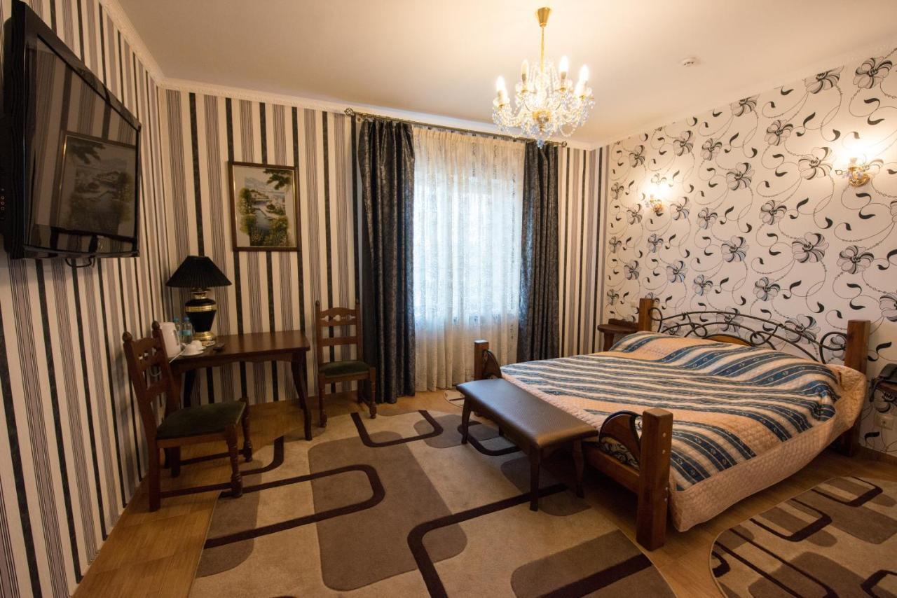 Hotel Oazis-M Babin Exteriér fotografie